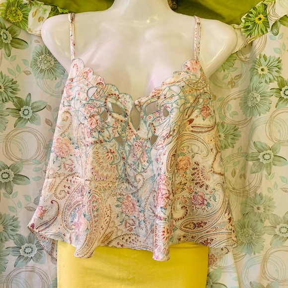 ✨SA!E🤍❤️🖤🐆 2pcs Camus! includes vintage VS! - Picture 3 of 9